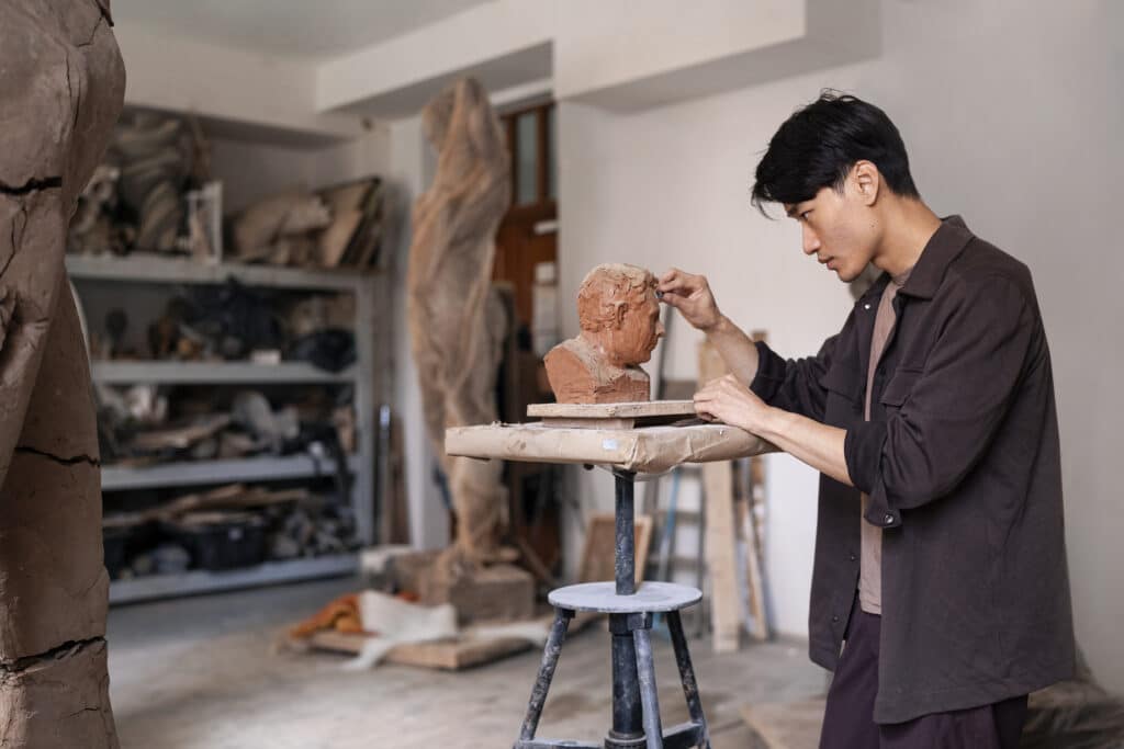 Métiers de l'artisanat : Sculpteur
