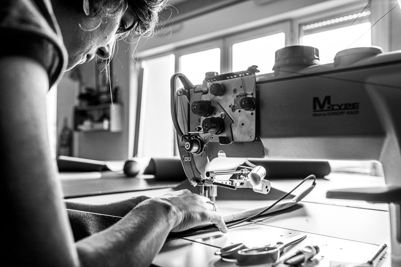 Portrait d'artisan N°10 : Alexia Vermot-Desroches, artisane sellière et designer | Artisanat d'art