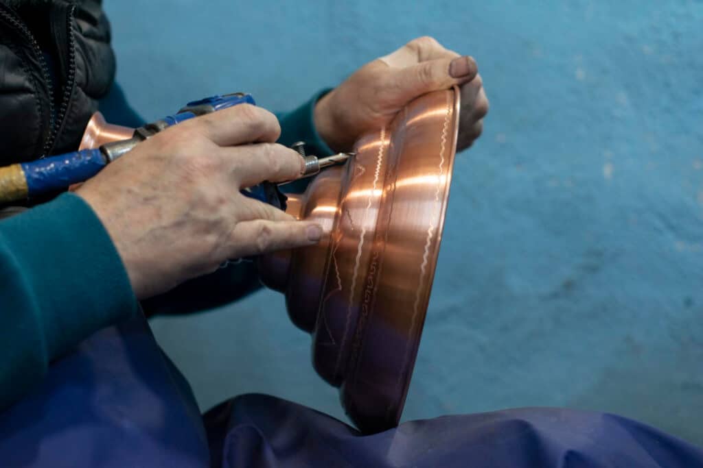 7 métiers d'art rares qui recrutent en France en 2025
