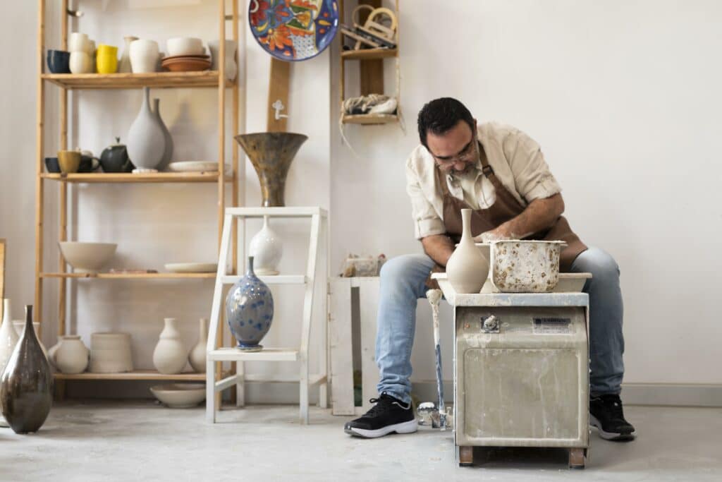 Artisan d’art : Comment vivre de son métier en 2025 ?