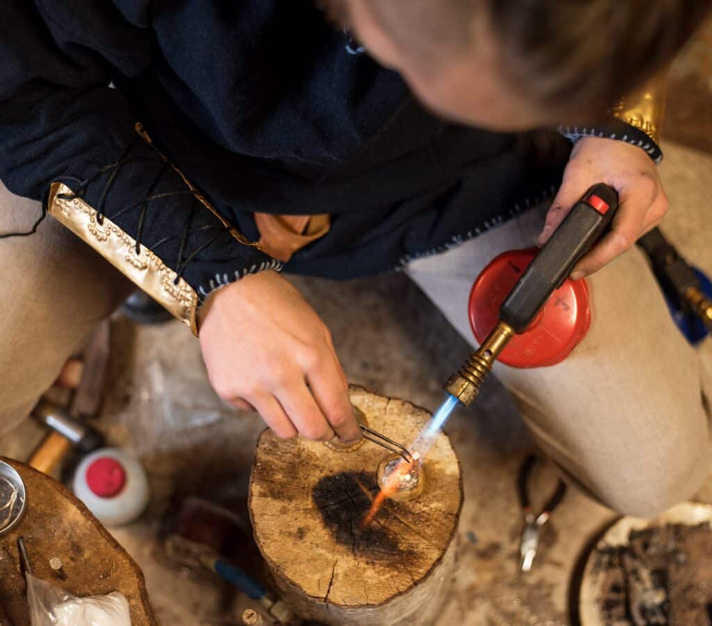 Les formations aux métiers d’art en France en 2025