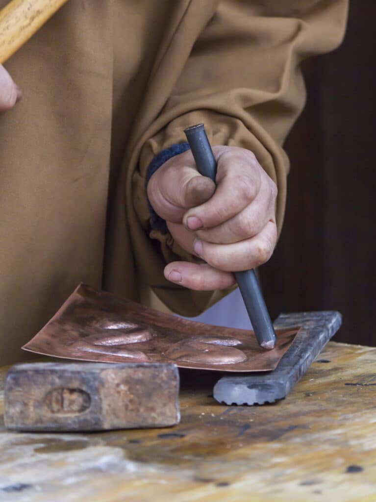 Sculpteur sur métal : La fusion parfaite entre art et métier - Métiers d'art, Restauration - Artisanat d'art