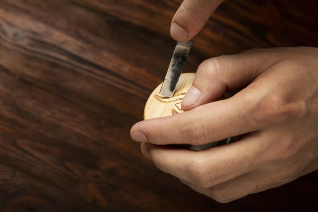 Le Métier de Batteur d'Or : Histoire, Techniques et Réalités d’un Savoir-Faire d’Exception | Artisanat d'art