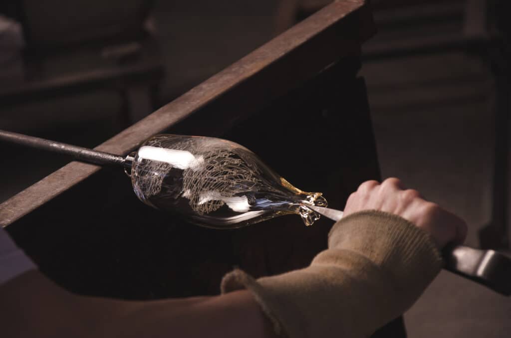 Maître Verrier à Paris : Les 10 Meilleurs Artisans du Verre Artistique | Artisanat d'art