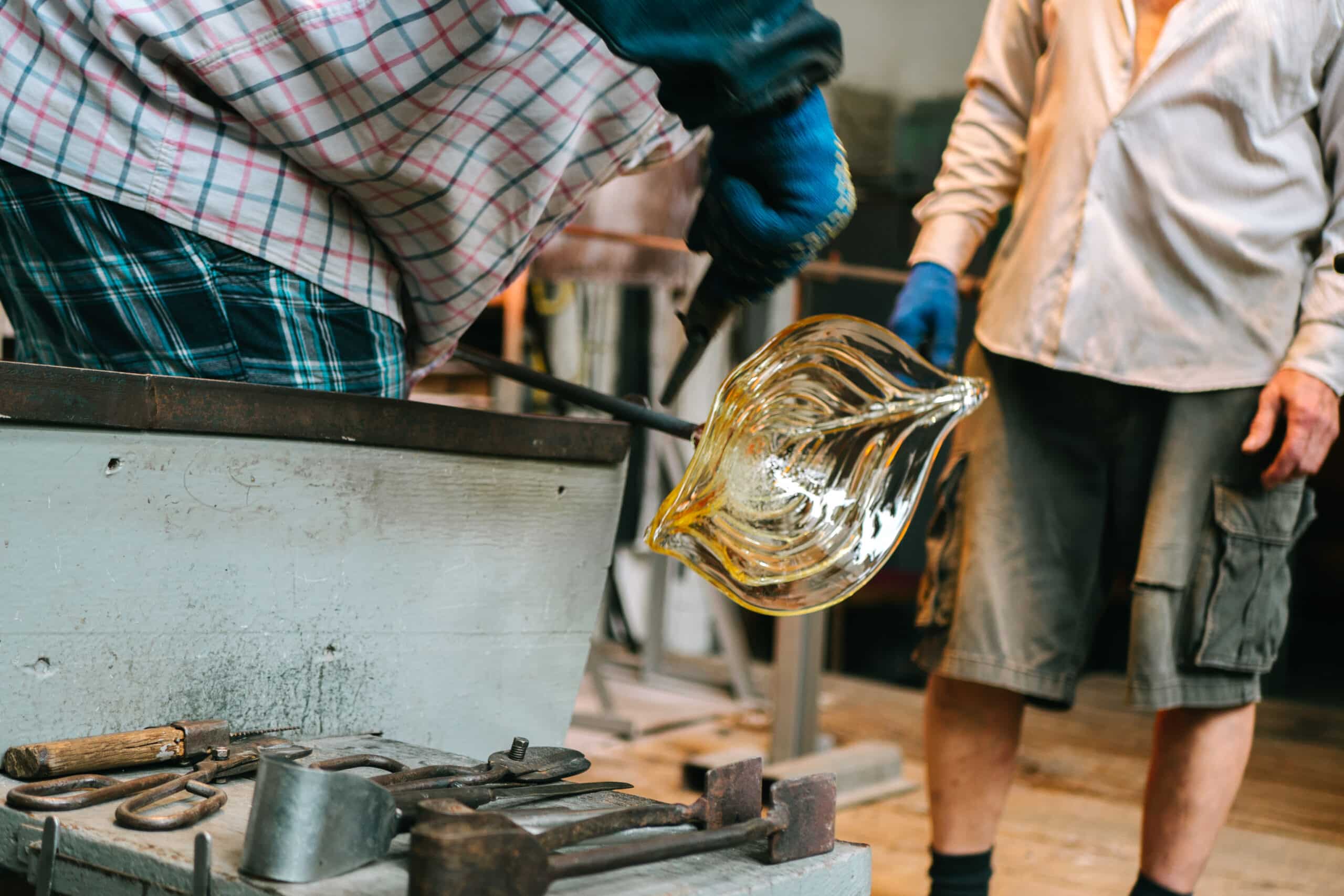 Maître Verrier à Paris : Les 10 Meilleurs Artisans du Verre Artistique | Artisanat d'art