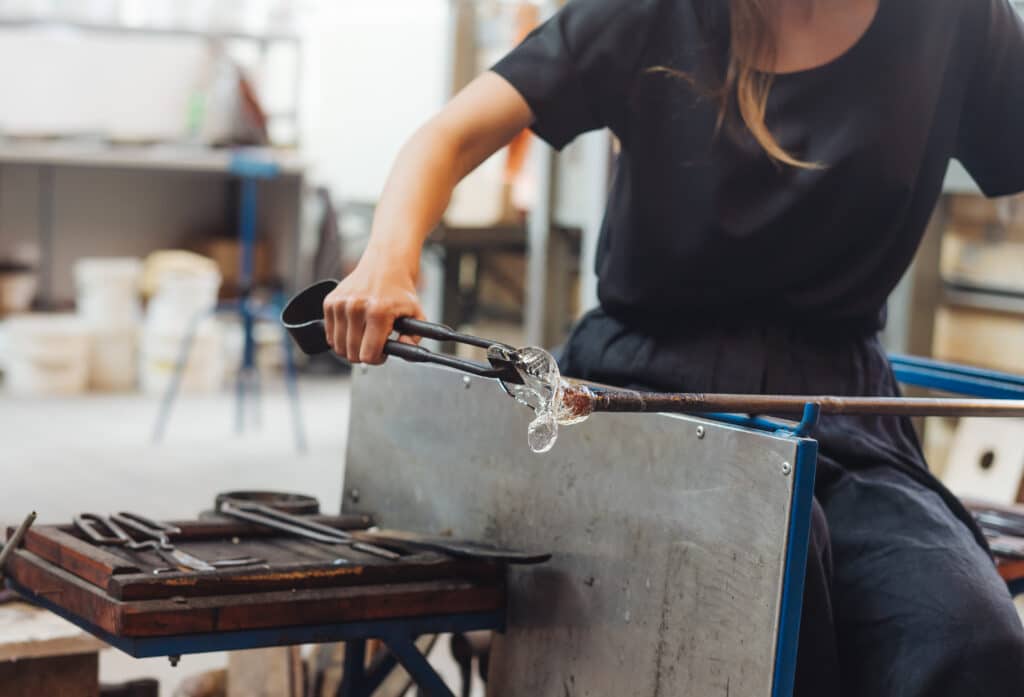 Maître Verrier à Paris : Les 10 Meilleurs Artisans du Verre Artistique | Artisanat d'art