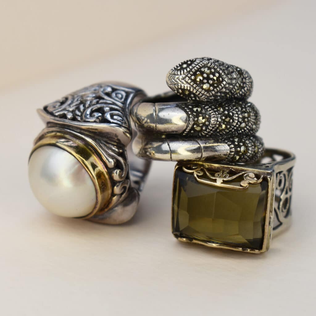 Comment nettoyer efficacement des bijoux en argent ? Guide détaillé et astuces pratiques | Artisanat d'art